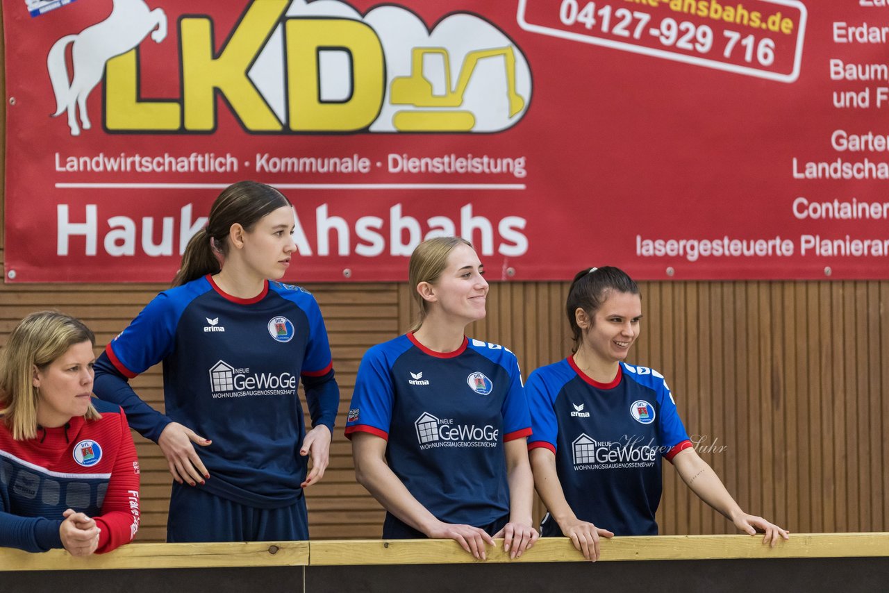 Bild 125 - VR Bank Cup Horst